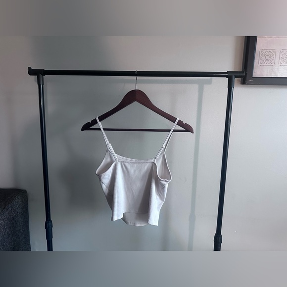 American Eagle Basic Adjustable Tank Top Size Medium Off White Cami - Picture 3 of 6
